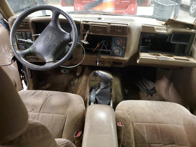 Photo 8 from auction – 1997 CHEVROLET BLAZER with VIN 1GNDT13W1V2194023