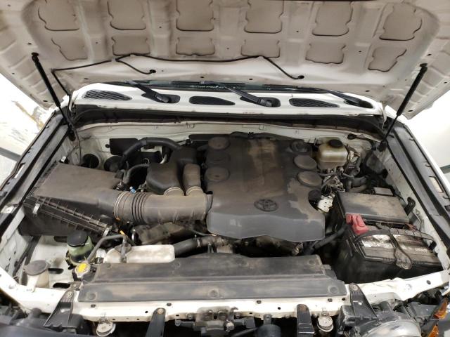 Photo 12 from auction – 2011 TOYOTA FJ CRUISER with VIN JTEZU4BF1BK011046