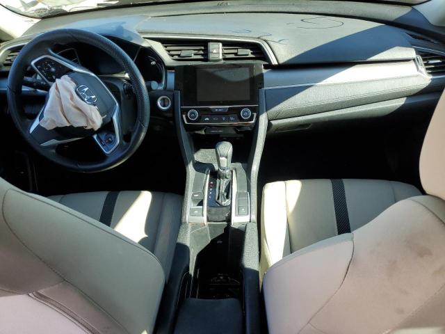 Photo 8 from auction – 2018 HONDA CIVIC EX with VIN 19XFC2F72JE010409