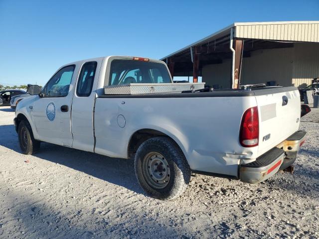 Photo 2 from auction – 2000 FORD F150 with VIN 1FTRX17W3YNA89175