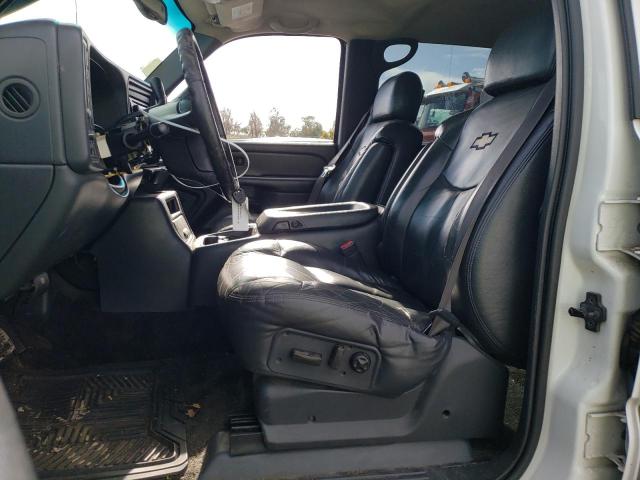 Photo 7 from auction – 2002 CHEVROLET AVALANCHE with VIN 3GNGK23G92G132452