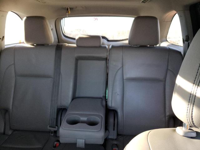 Photo 10 from auction – 2015 TOYOTA HIGHLANDER with VIN 5TDJKRFH9FS108218