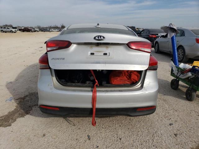 Photo 6 from auction – 2018 KIA FORTE LX with VIN 3KPFL4A76JE182736