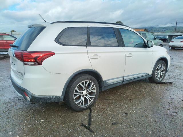 Photo 3 from auction – 2016 MITSUBISHI OUTLANDER with VIN JA4AD3A37GZ036156