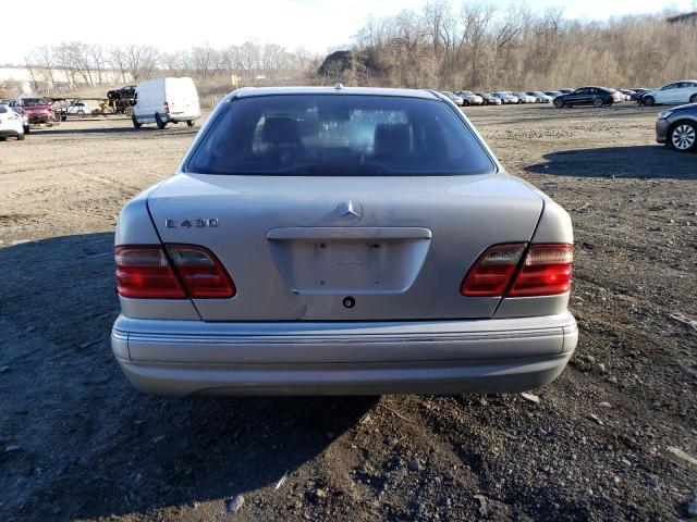 Photo 6 from auction – 2000 MERCEDES-BENZ E 430 with VIN WDBJF70J8YB068761