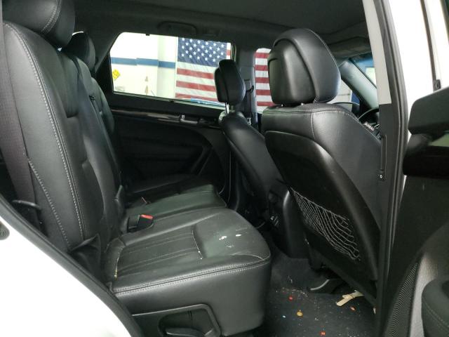 Photo 11 from auction – 2015 KIA SORENTO SX with VIN 5XYKWDA74FG626941