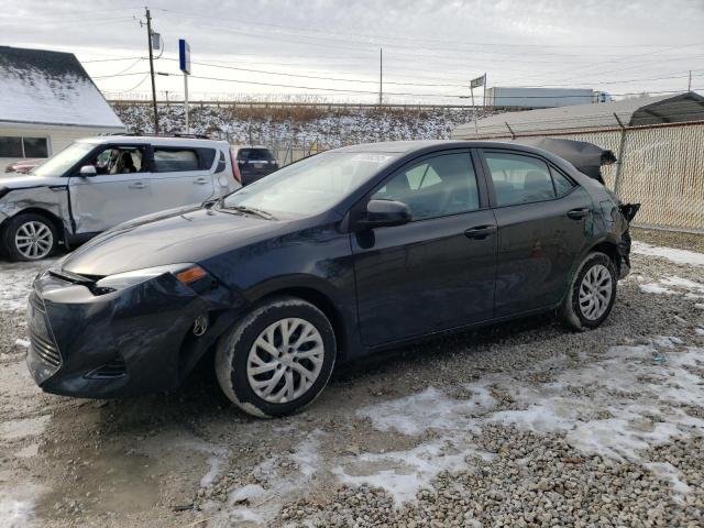 TOYOTA COROLLA L 2017 مع رقم تعريف المركبة 5YFBURHEXHP734910 - صورة من المزاد