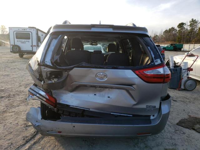 Photo 6 from auction – 2018 TOYOTA SIENNA XLE with VIN 5TDYZ3DC3JS901375