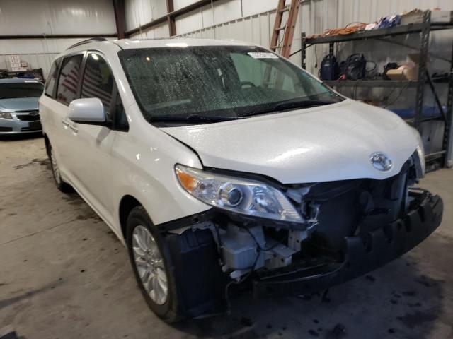 Photo 4 from auction – 2017 TOYOTA SIENNA XLE with VIN 5TDYZ3DC5HS835373