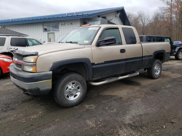 CHEVROLET SILVERADO 2004 with VIN 1GCHK29U94E354753 - Photo from auction