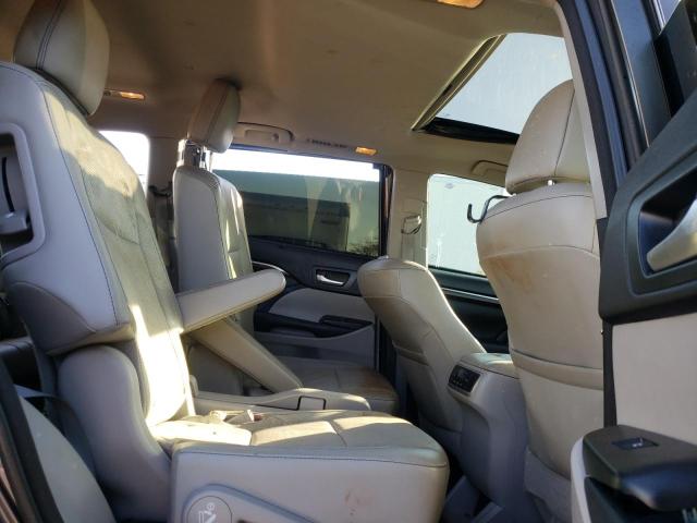 Photo 11 from auction – 2016 TOYOTA HIGHLANDER with VIN 5TDYKRFH9GS155345