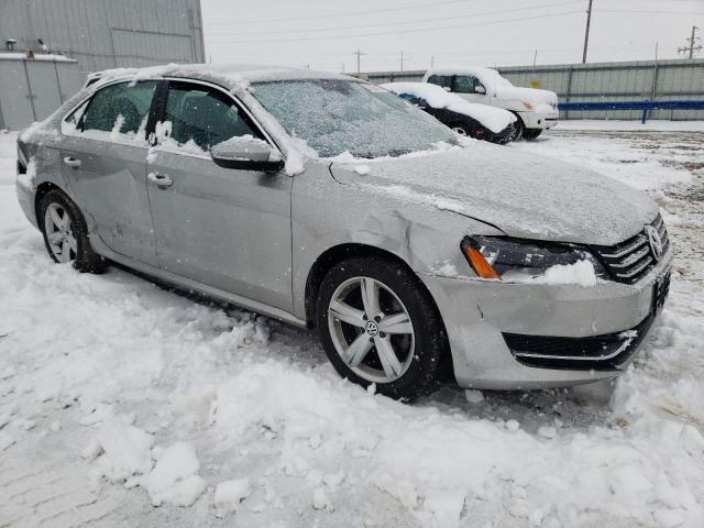 Photo 4 from auction – 2012 VOLKSWAGEN PASSAT SE with VIN 1VWBP7A31CC036267