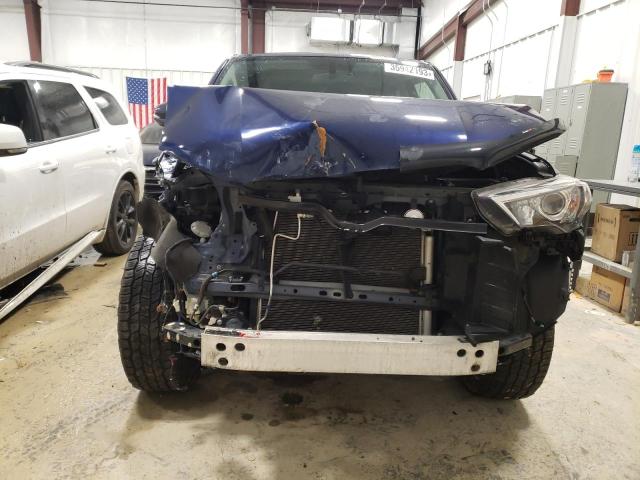 Photo 5 from auction – 2018 TOYOTA 4RUNNER SR with VIN JTEBU5JR4J5543231