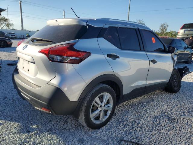 Photo 3 from auction – 2019 NISSAN KICKS S with VIN 3N1CP5CU3KL509450