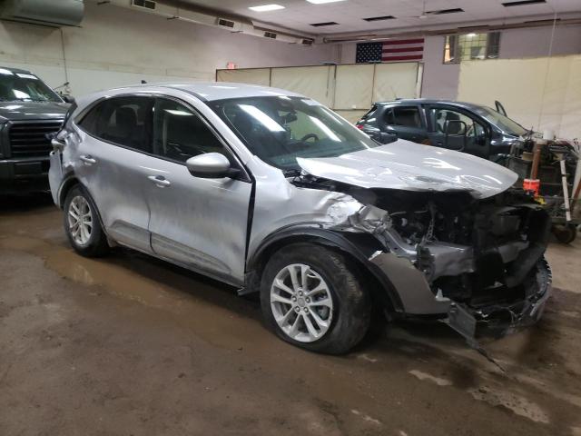 Photo 4 from auction – 2020 FORD ESCAPE SE with VIN 1FMCU9G6XLUA99466