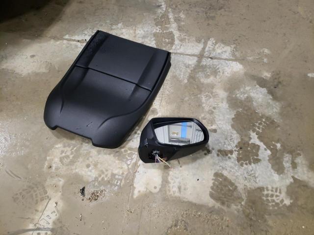 Photo 13 from auction – 2020 ACURA RDX with VIN 5J8TC2H33LL035456