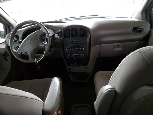 Photo 8 from auction – 2003 CHRYSLER TOWN & COU with VIN 2C4GP44L03R252864