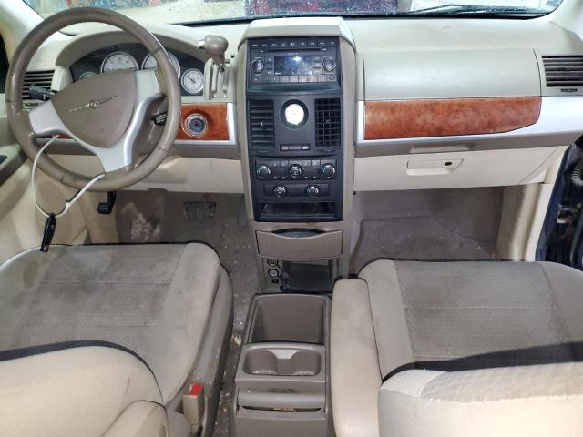 Photo 8 from auction – 2008 CHRYSLER TOWN & COU with VIN 2A8HR54P98R113548