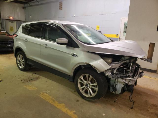 Photo 4 from auction – 2017 FORD ESCAPE SE with VIN 1FMCU9G9XHUD29685
