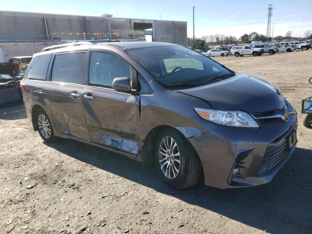 Photo 4 from auction – 2018 TOYOTA SIENNA XLE with VIN 5TDYZ3DCXJS939072