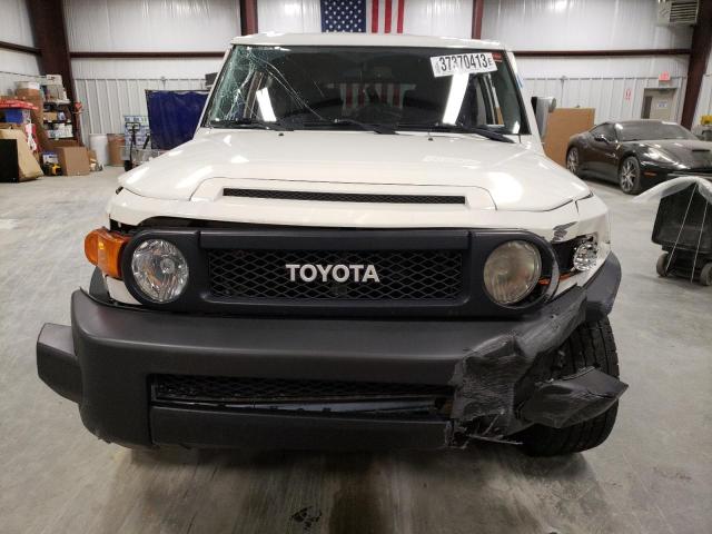 Photo 5 from auction – 2011 TOYOTA FJ CRUISER with VIN JTEZU4BF1BK011046