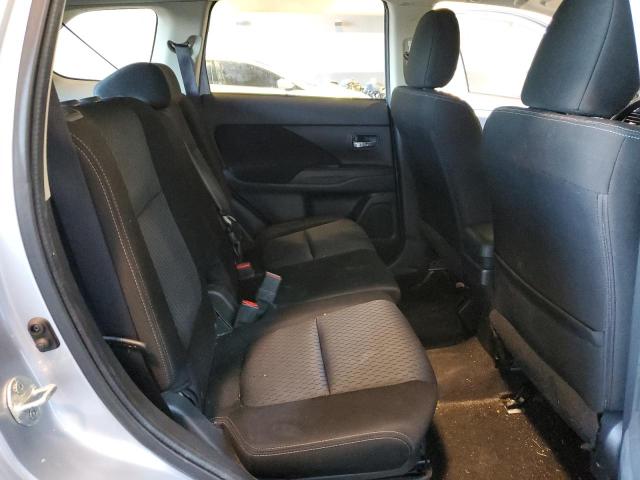 Photo 11 from auction – 2015 MITSUBISHI OUTLANDER with VIN JA4AD2A35FZ002077