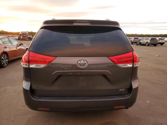 Photo 6 from auction – 2011 TOYOTA SIENNA XLE with VIN 5TDYK3DC4BS145495