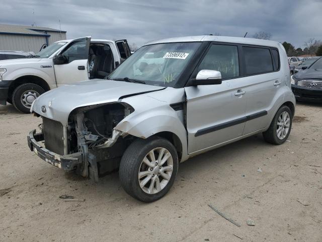 KIA SOUL + 2013 with VIN KNDJT2A68D7758594 - Photo from auction