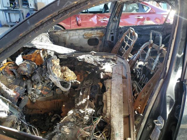 Photo 7 from auction – 2002 TOYOTA CAMRY LE with VIN 4T1BE32K32U023385