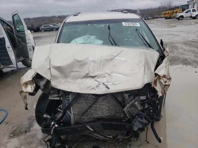 Photo 5 from auction – 2013 CHRYSLER TOWN & COU with VIN 2C4RC1BG1DR557803