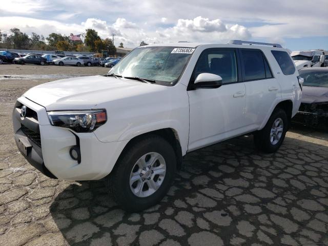 TOYOTA 4RUNNER SR 2015 with VIN JTEZU5JR8F5099065 - Photo from auction