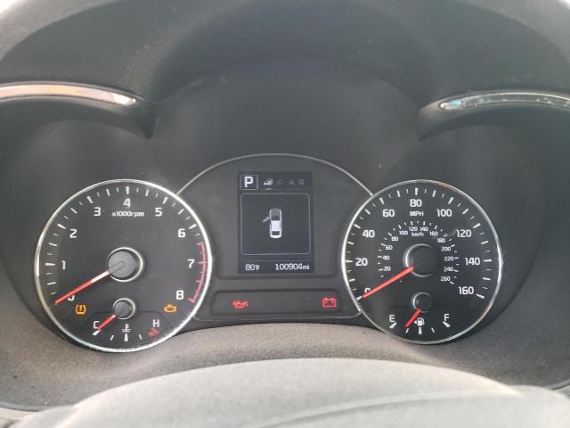Photo 9 from auction – 2018 KIA FORTE LX with VIN 3KPFL4A76JE182736
