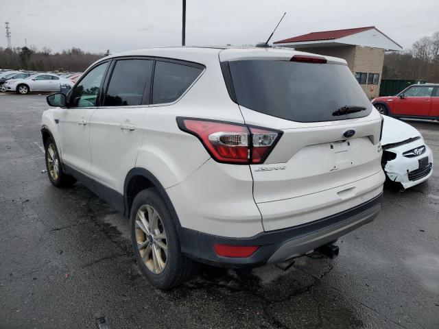 Photo 2 from auction – 2017 FORD ESCAPE SE with VIN 1FMCU9GD3HUB70867