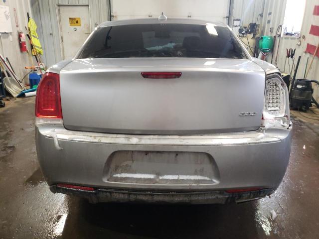 Photo 6 from auction – 2018 CHRYSLER 300 LIMITE with VIN 2C3CCAKG1JH269064