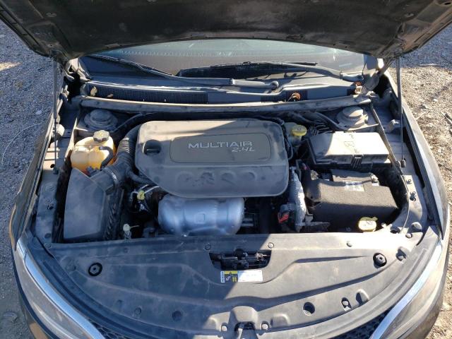 Photo 11 from auction – 2015 CHRYSLER 200 LIMITE with VIN 1C3CCCAB4FN651444