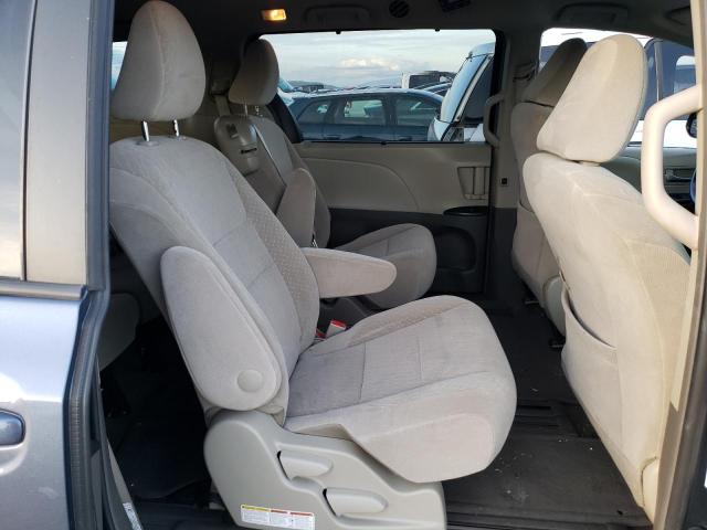 Photo 11 from auction – 2017 TOYOTA SIENNA LE with VIN 5TDKZ3DC4HS875627