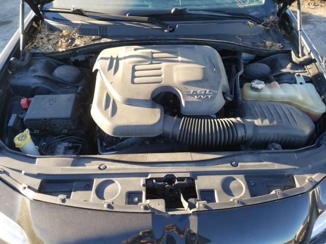 Photo 11 from auction – 2015 CHRYSLER 300C with VIN 2C3CCAEG2FH859423