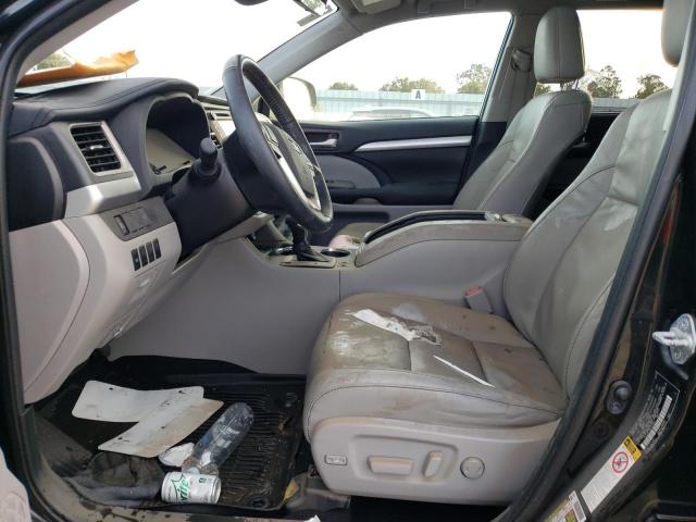 Photo 7 from auction – 2019 TOYOTA HIGHLANDER with VIN 5TDJGRFH2KS072660