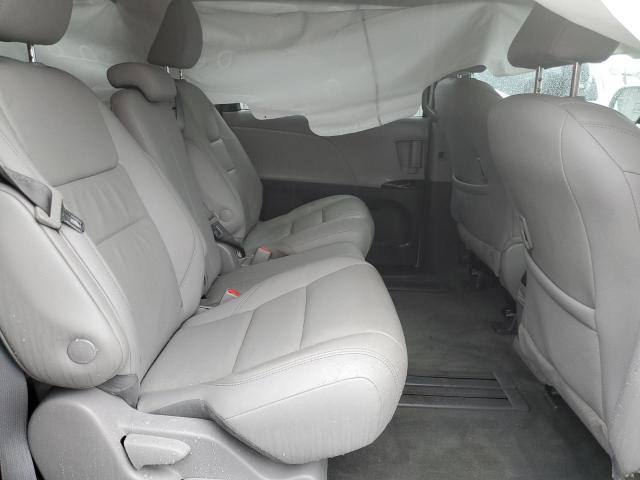 Photo 10 from auction – 2018 TOYOTA SIENNA XLE with VIN 5TDYZ3DC7JS934038