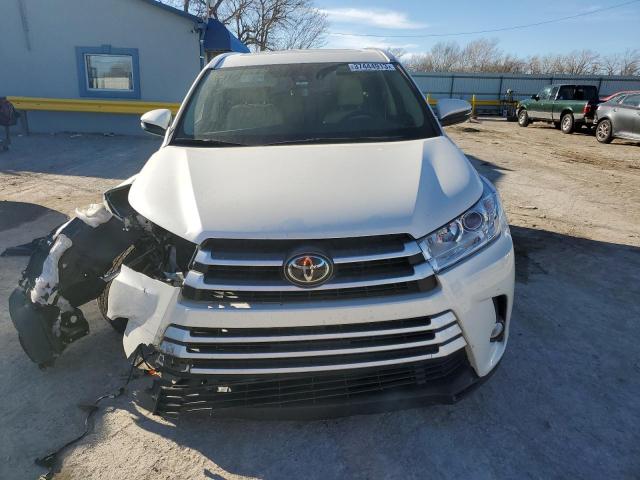 Photo 5 from auction – 2017 TOYOTA HIGHLANDER with VIN 5TDJZRFH9HS514403
