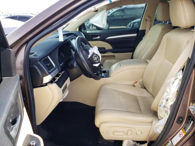 Photo 7 from auction – 2017 TOYOTA HIGHLANDER with VIN 5TDKZRFH6HS231106