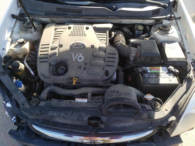 Photo 11 from auction – 2007 KIA OPTIMA LX with VIN KNAGE124675130462