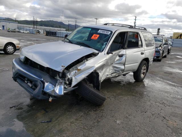 TOYOTA 4RUNNER 2000 with VIN JT3GM84R9Y0066623 - Photo from auction