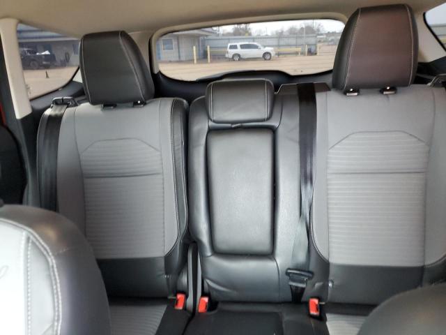 Photo 10 from auction – 2018 FORD ESCAPE SE with VIN 1FMCU0GD7JUC06383