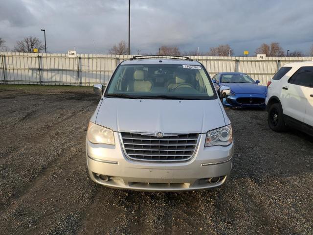 Photo 5 from auction – 2008 CHRYSLER TOWN & COU with VIN 2A8HR64X28R649084