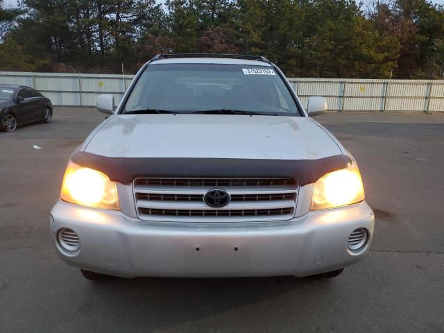 Photo 5 from auction – 2002 TOYOTA HIGHLANDER with VIN JTEGD21A220041136