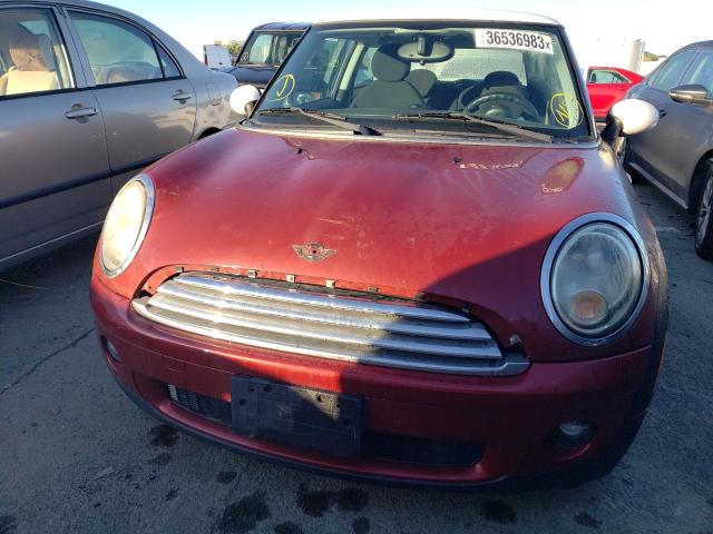 Photo 5 from auction – 2007 MINI COOPER with VIN WMWMF335X7TT56051