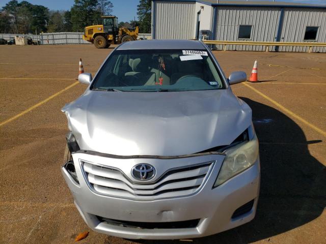 Foto 5 de la subasta – 2011 TOYOTA CAMRY BASE con VIN 4T1BF3EK0BU708405