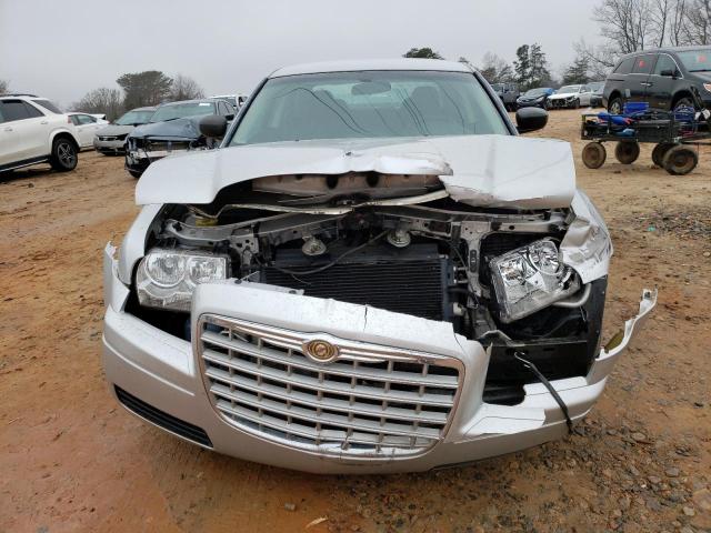 Photo 5 from auction – 2009 CHRYSLER 300 LX with VIN 2C3KA43D49H529234