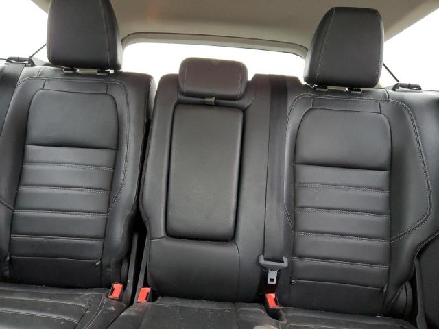 Photo 10 from auction – 2018 FORD ESCAPE SEL with VIN 1FMCU9HD1JUB66756